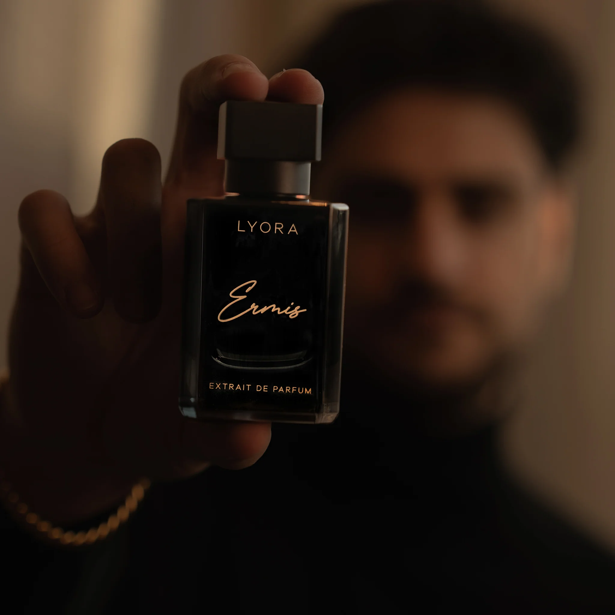 LYORA Ermis - Image 5