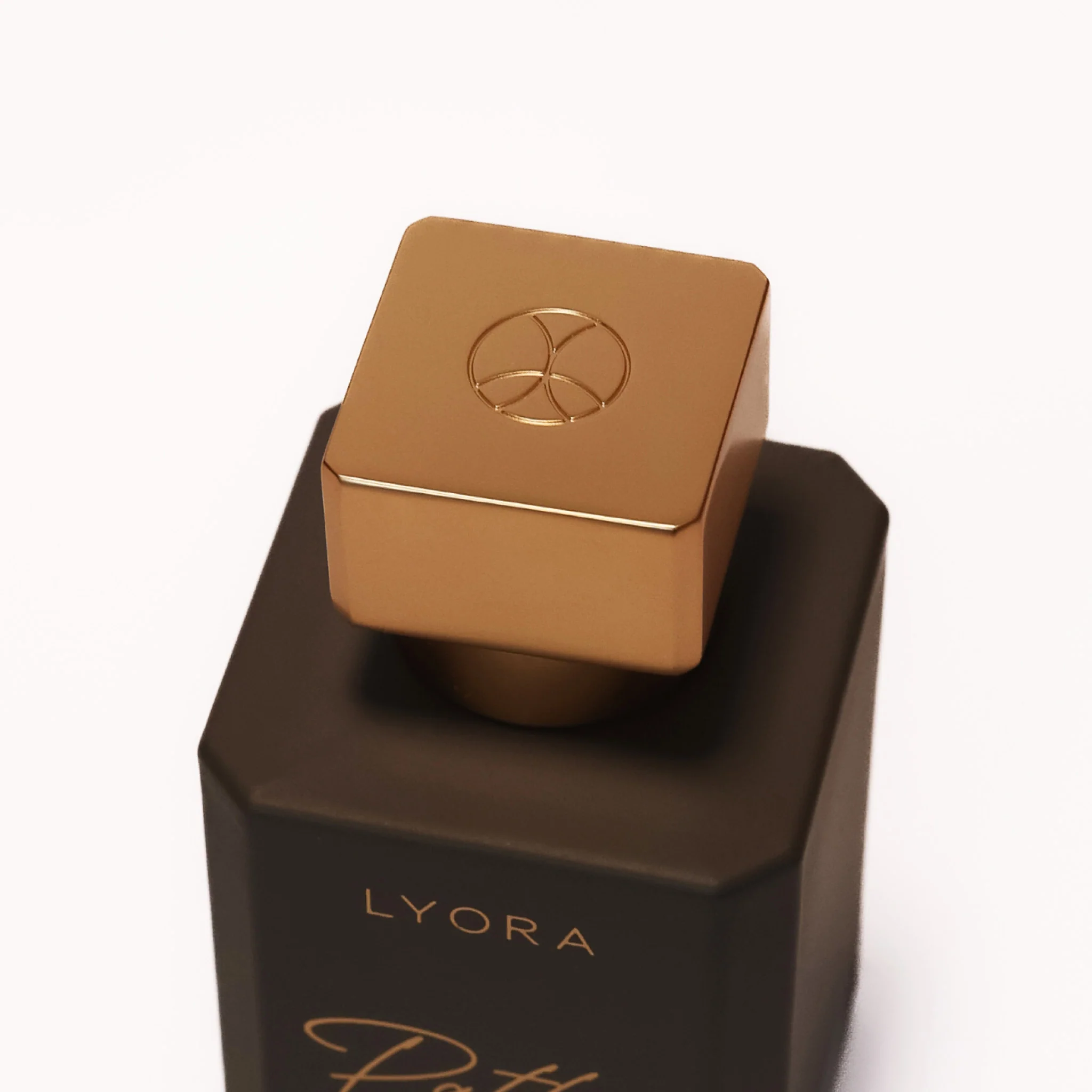 LYORA Pathos - Image 5