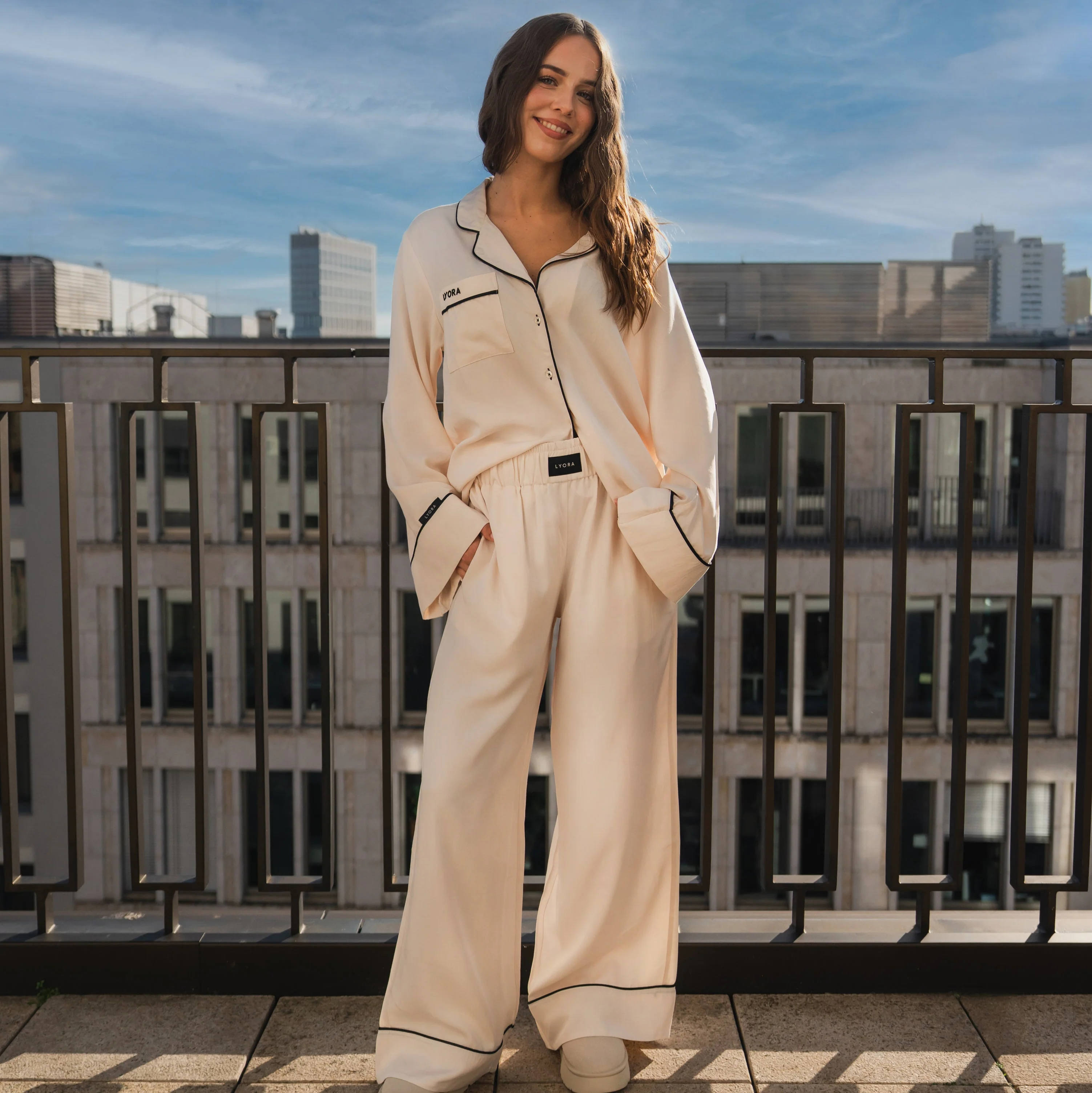 Pyjama-Set Damen Beige - Image 3